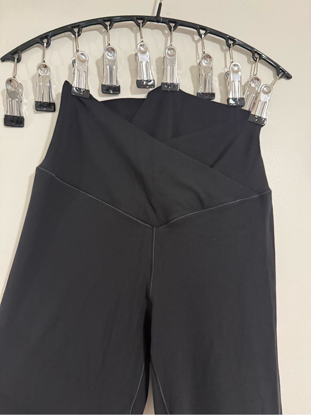 High-Waist Black V-Front Yoga Pants